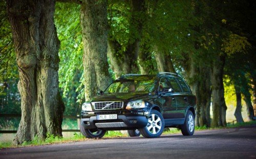 Volvo XC90 – шведская строгость. Volvo XC90 – шведская строгость.