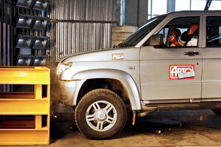 Краш-тест UAZ Patriot Sport. 