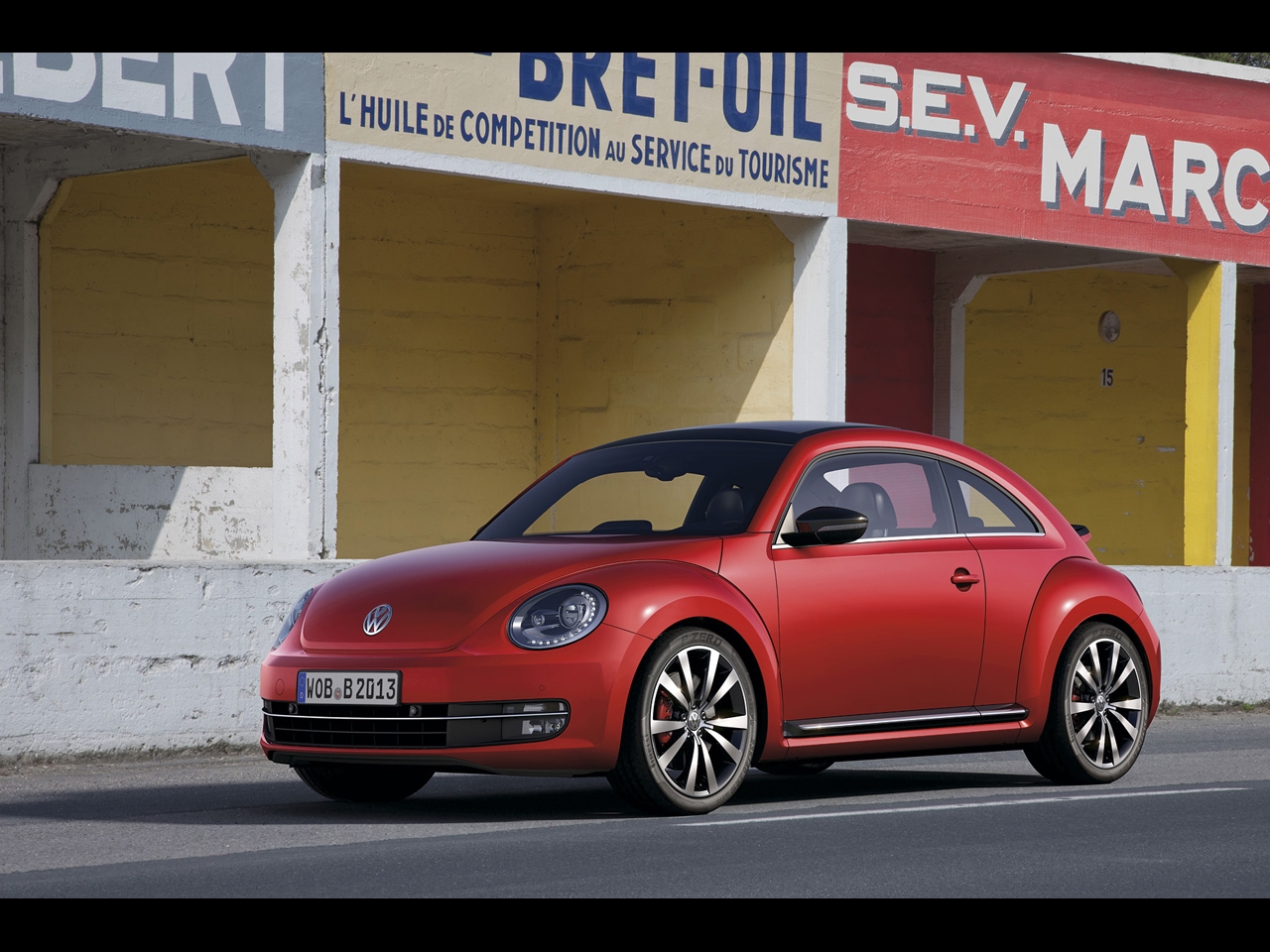Он снова с нами - Volkswagen Beetle 2012