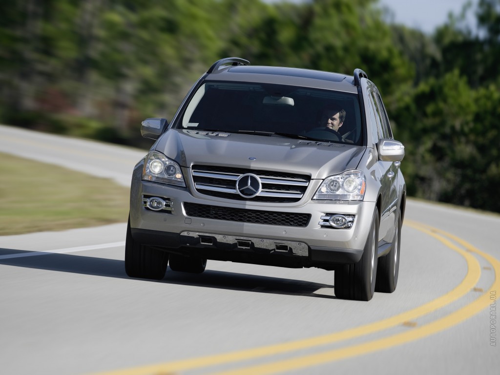 Mercedes-Benz GL нового поколения получит черты M-класса
