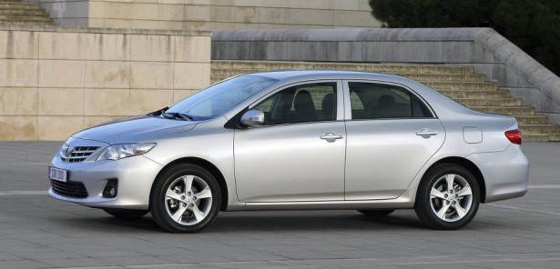 Новая Toyota Corolla появилась продаже в Японии