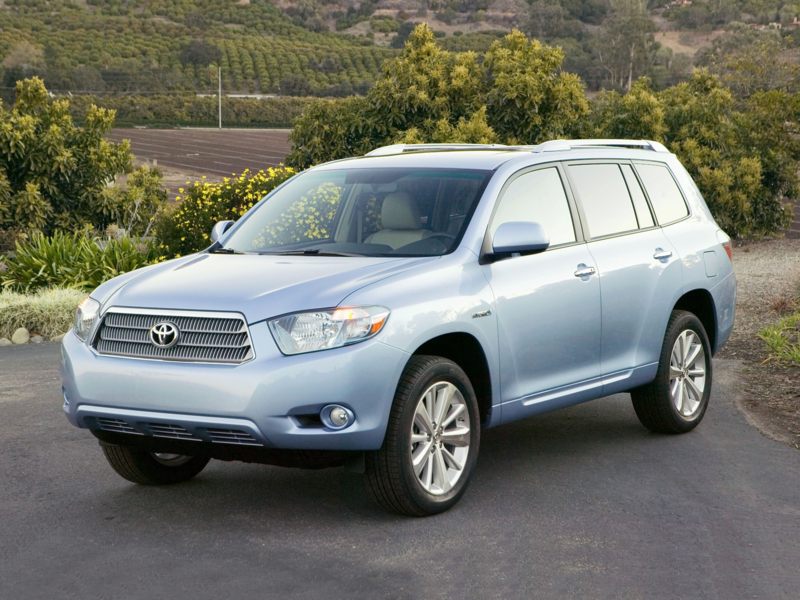 Toyota Highlander становится ближе