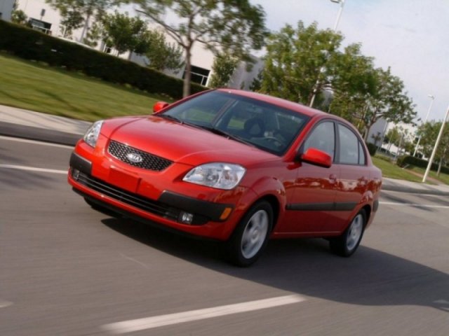 Седан Kia Rio